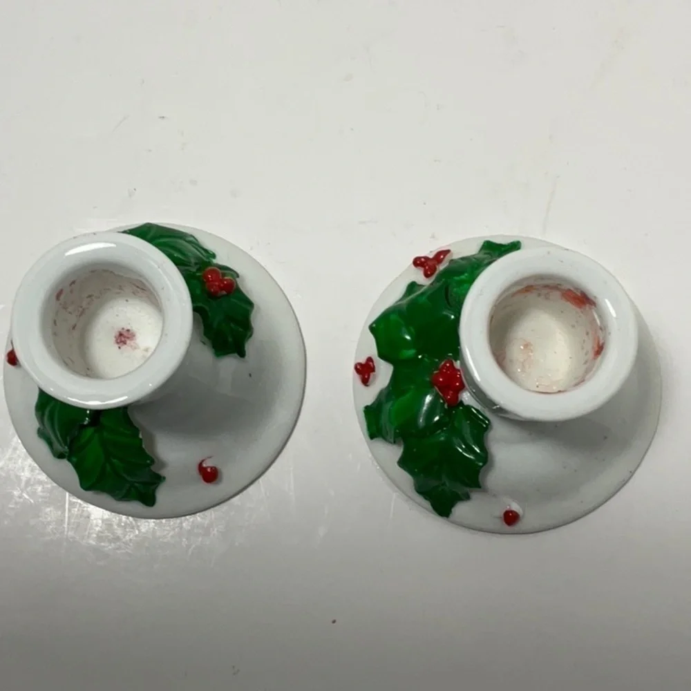 Vintage Christmas Holly & Berries Candleholders Set of 2 - Picture 5 of 6